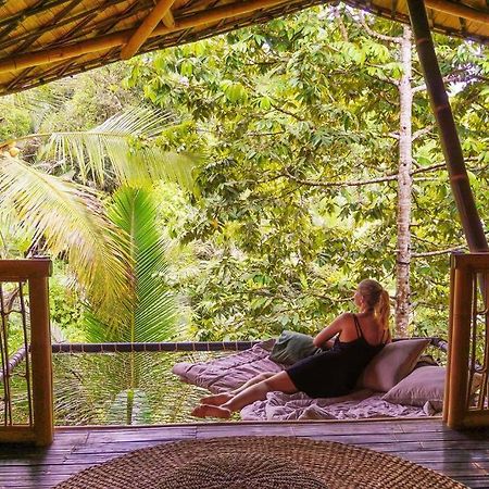 Eco Bamboo Island Bali - Bamboo House #4 Villa Selat Kültér fotó